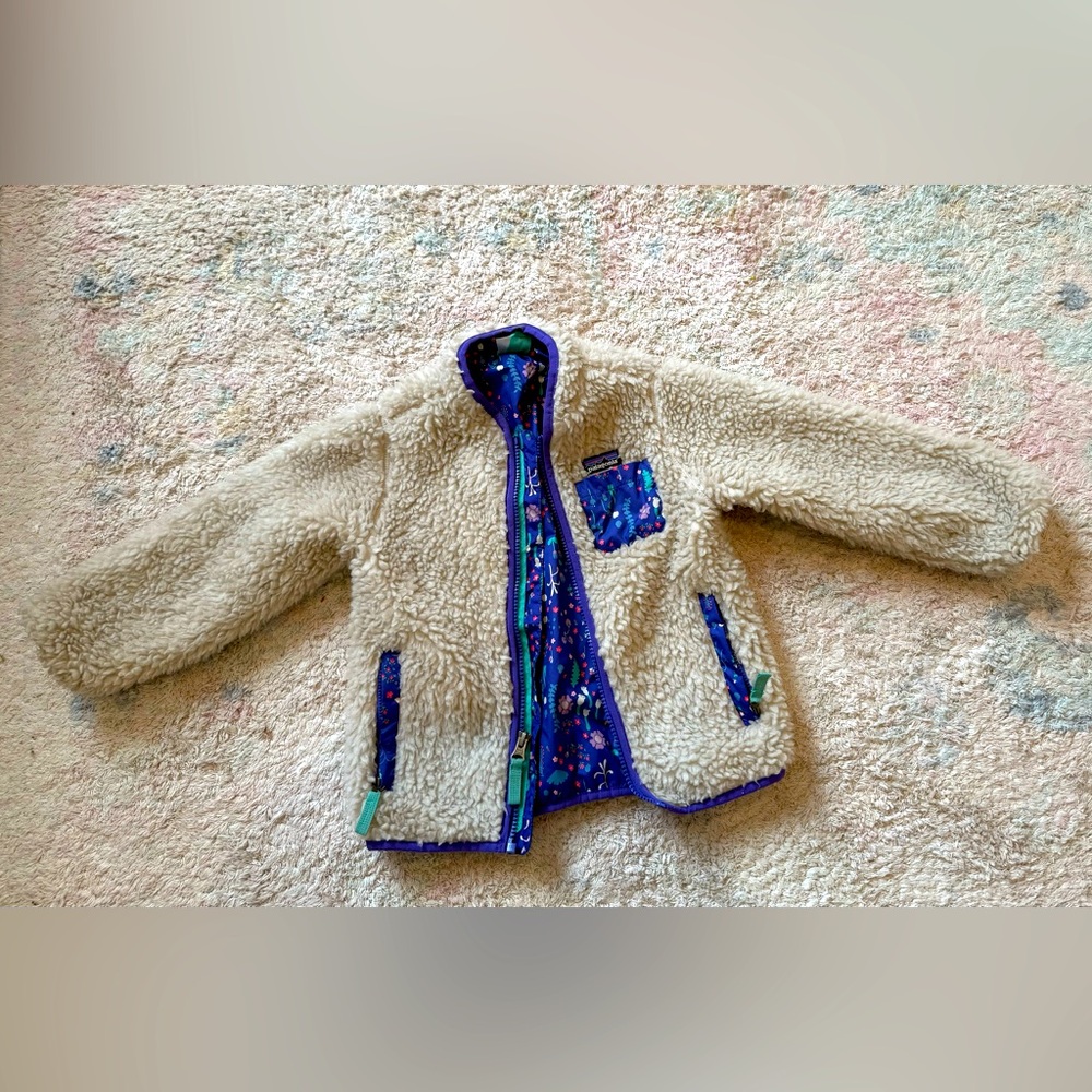 Patagonia fleece girls size 4t